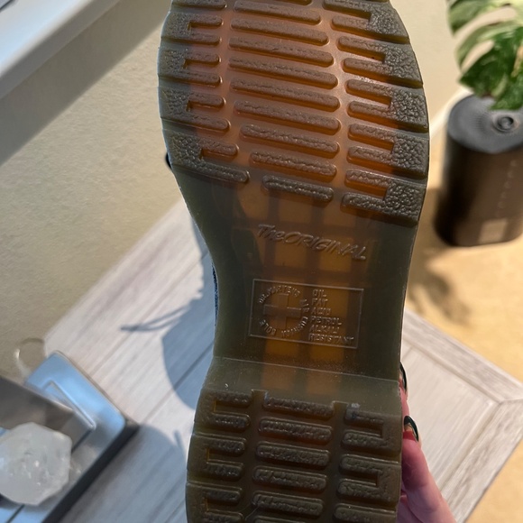 Dr Marten Boots size 7 - Picture 4 of 4